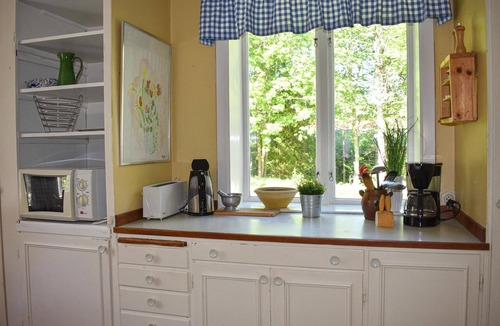 Ronneshytta Apartment | 1 bedroom gorgeous apartment in Rönneshytta