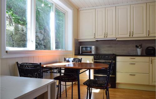 Mandal Apartment | 1 Bedroom Lovely Apartment In Mandal
