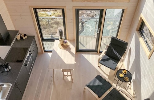 Bjugn House | 1 bedroom lovely home in Lysøysundet