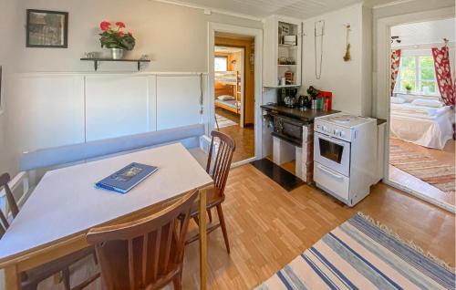 Storlinge House | 1 Bedroom Lovely Home In Köpingsvik
