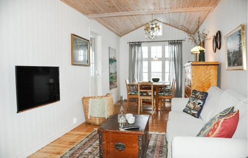 Arjang House | 1 Bedroom Lovely Home In Årjäng