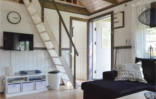 Storgardet-Tallasen-Tostero House | 1 Bedroom Pet Friendly Home In Strängnäs
