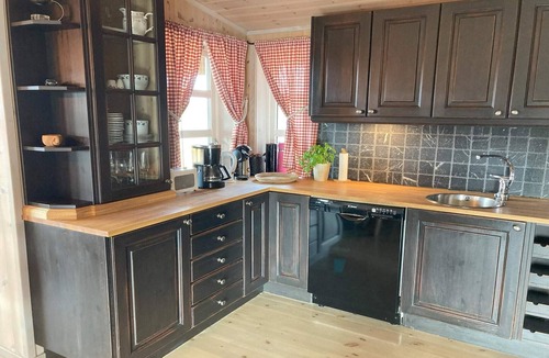 Nord-Torpa House | 10 person holiday home in NORDTORPA