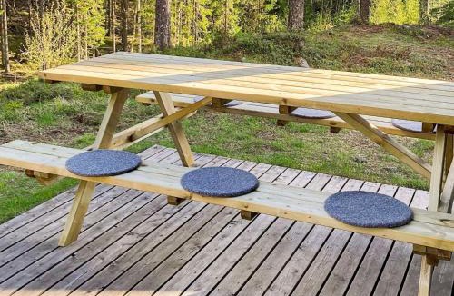 Stoten Apartment | 10 person holiday home in S LEN