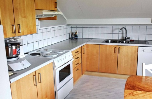 Midsund Municipality House | 10 person holiday home in MIDSUND