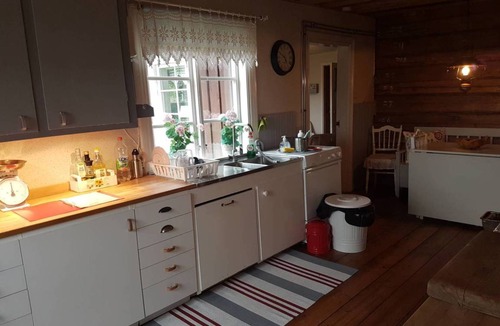Skinnskatteberg Municipality House | 100 m² House ∙ 2 bedrooms ∙ 5 guests