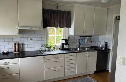 Koping House | 100 m² House ∙ 2 bedrooms ∙ 2 guests