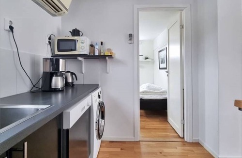 Filipstad House | 100 meters from the beach, boats, fish, sauna, outdoor swimming pool, 8 people