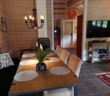 Kviteseid House | 100m lift, 2 min swim - Large family cabin