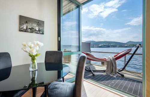 Sandviken Apartment | 107SB10 - 2BR Balcony
