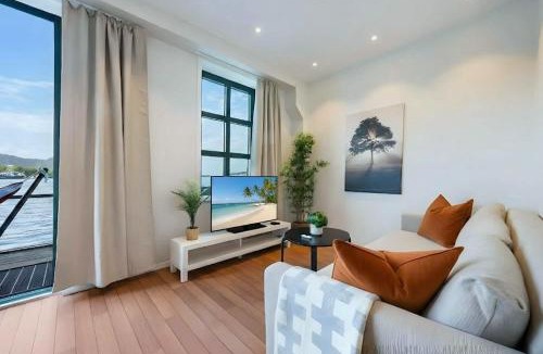 Sandviken Apartment | 107SB10 - 2BR Balcony