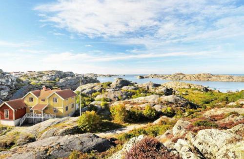 Skaerhamn House | 12 person holiday home in Sk rhamn