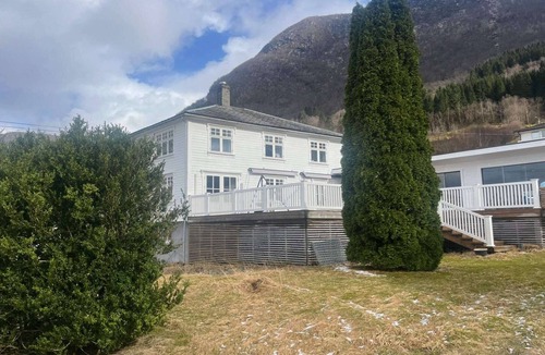 Masfjorden House | 12 person holiday home in Masfjordnes