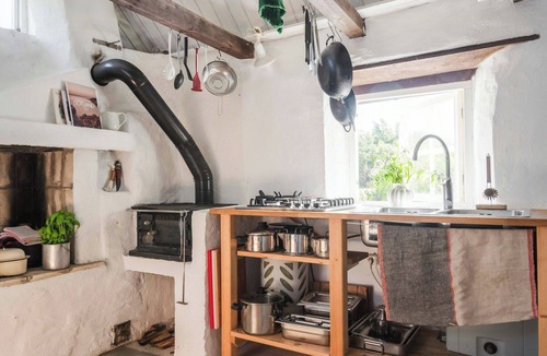 Larbro House | 1800s limestone farmhouse on Gotland's Hangvar