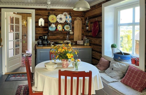 Ovre Eiker House | 1840s smallholding with farmyard calm