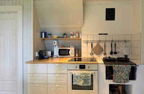 Tibro House | 18th century cottage in private forest