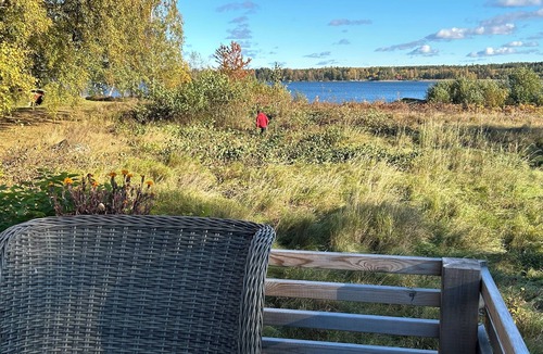 Torso Cottage | 18th century cottage with private beach on Torsö. 40 min from Skara Sommarland!