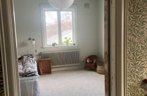Vastra Frolunda House | 190 m² House ∙ 7 bedrooms ∙ 2 guests
