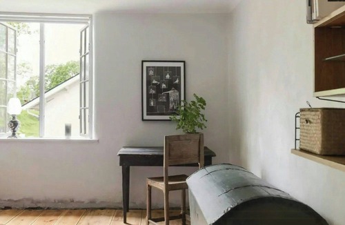 Atvidaberg House | 19th-century workers' cottage with copper bath