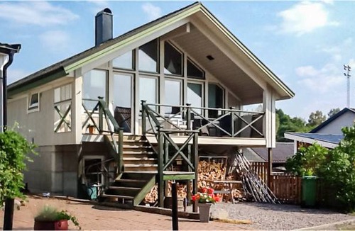 Sjotorp House | 2 bedroom accommodation in Sjötorp