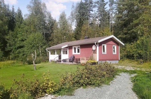 Svenstakan House | 2 bedroom accommodation in Färgelanda