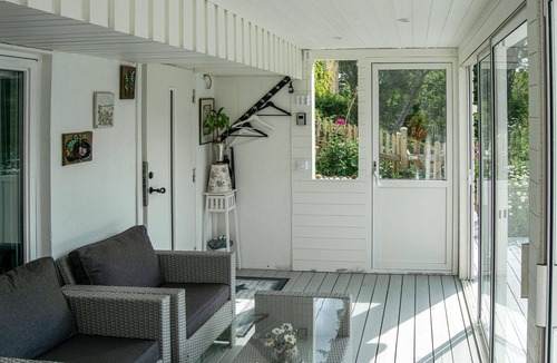 Skarholmen House | 2 bedroom amazing home in Skärholmen