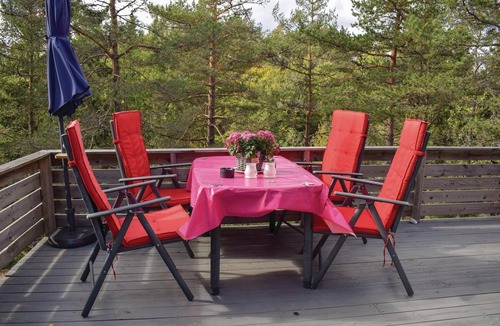Larvik House | 2 bedroom amazing home in Larvik