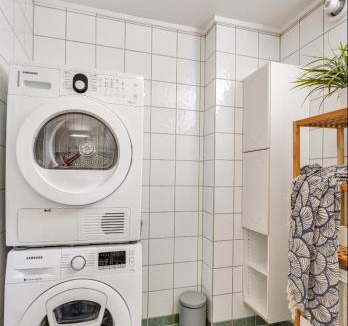 Tromso Apartment | 2-Bedroom Apartment with Private Entrance Near Tromsø City Centre