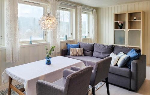 Sveio Apartment | 2 Bedroom Awesome Apartment In Sveio