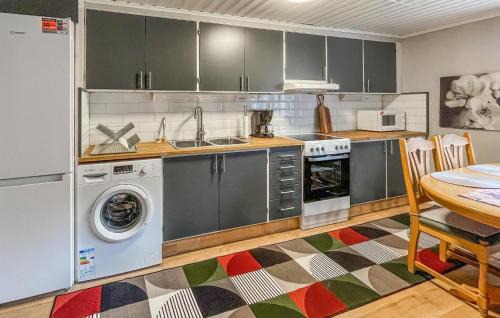 Sjotofta House | 2 Bedroom Awesome Home In Sjötofta