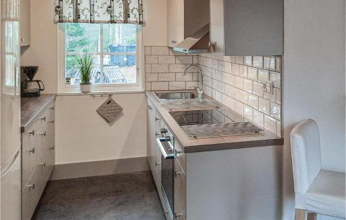 Roke House | 2 Bedroom Awesome Home In Röke