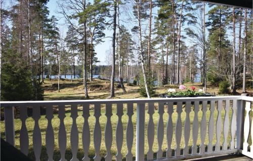 Kvillsfors House | 2 Bedroom Awesome Home In Kvillfors