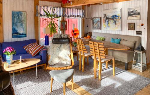 Averoy Municipality House | 2 Bedroom Beautiful Home In Averøy