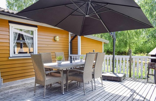 Tofta House | 2 bedroom beach front home in Rockneby