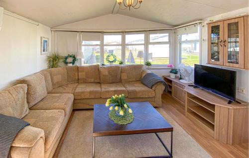 Farjestaden House | 2 Bedroom Beautiful Home In Färjestaden