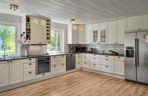 Lidkoping House | 2 bedroom beautiful home in Norra Kedum