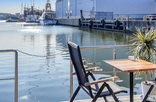 Lundby Boat Rental | 2 bedroom beautiful ship in Göteborg
