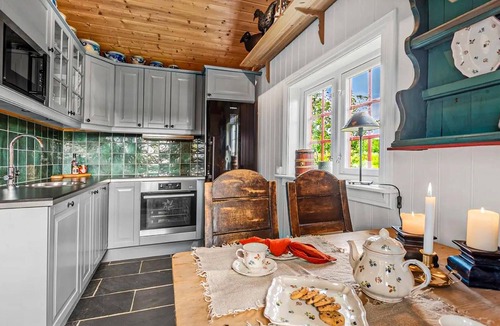 Svingvoll House | 2 bedroom gorgeous home in Svingvoll