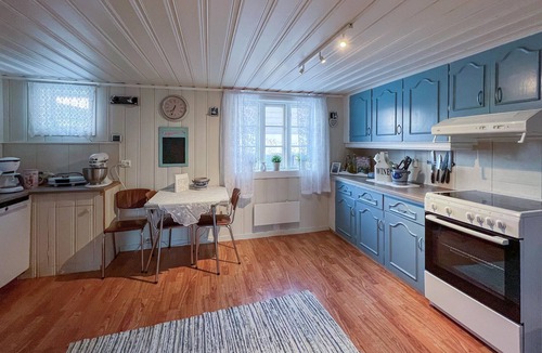 Borhaug House | 2 bedroom lovely home in Borhaug