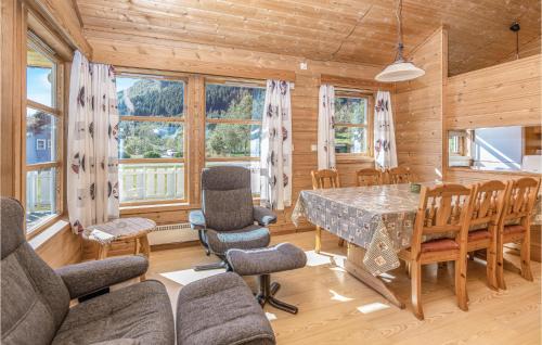 Fjaerland House | 2 Bedroom Lovely Home In Fjærland