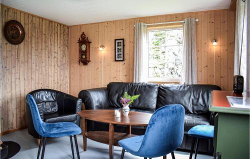 Selbjorn House | 2 Bedroom Lovely Home In Stolmen