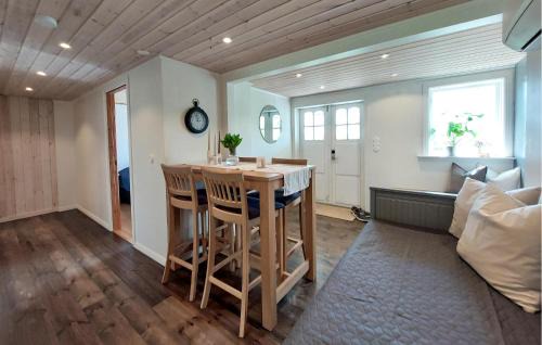 Jalluntofta House | 2 Bedroom Lovely Home In Unnaryd