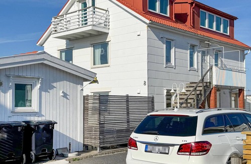 Kungshamn House | 2 bedroom nice home in Kungshamn