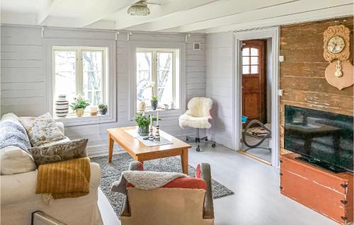 Farsund House | 2 Bedroom Nice Home In Farsund