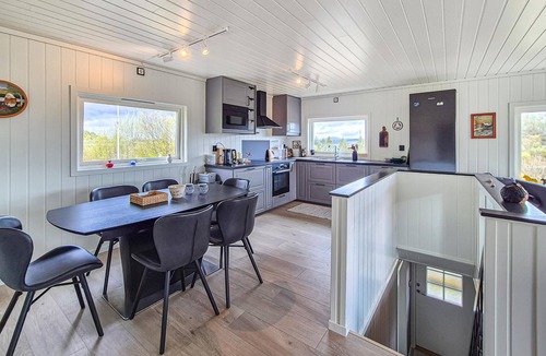 Radoy House | 2 bedroom nice home in Sletta
