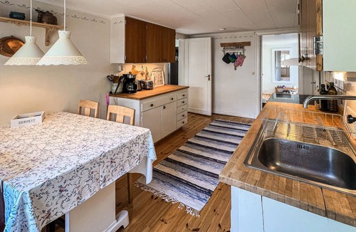 Odeshog Municipality House | 2 bedroom nice home in ödeshög