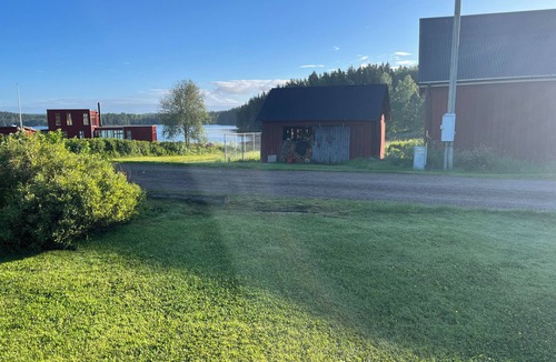 Bengtsfors Municipality House | 2-bedroom house 100 meter from lake västra silen.