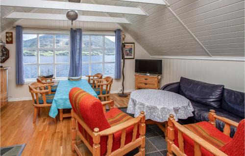 Vestnes Apartment | 2 Bedroom Stunning Apartment In Vestnes