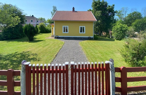 Broakulla House | 2 bedroom stunning home in Broakulla