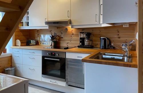 Torheim House | 2 bedroom stunning home in Davik